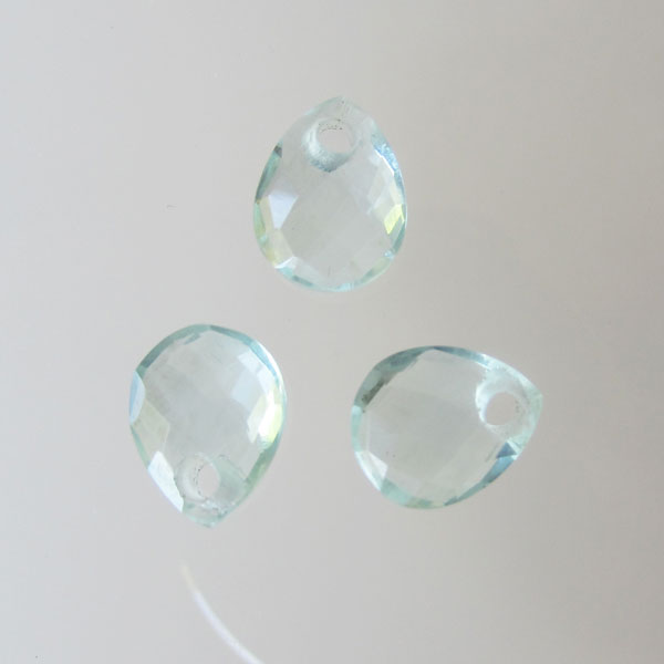 Briolette, aquamarijn, gefacetteerd, 9 x 11 mm, per stuk