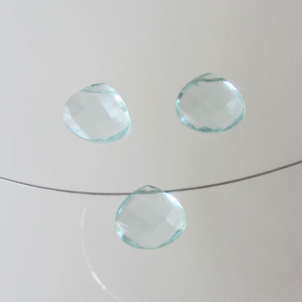 Briolette, Aquamarijn, gefacetteerd, 12 x 10 x 6 mm, per stuk