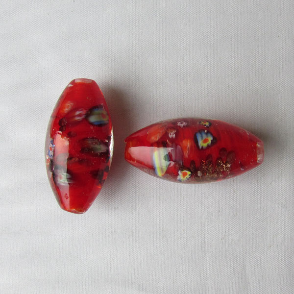 Grote glaskraal met groot gat, 45 x 22 mm, rood / millefiori, per stuk