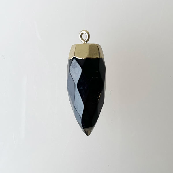 GP Hanger Onyx, facetgeslepen, 29 x 13 x 13 mm, goldplated, verpakt per stuk
