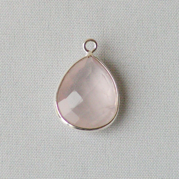 Sterling zilveren (925) hanger van HYDRO ROZENKWARTS, gefacetteerd, 13 x 19 mm, verpakt per stuk