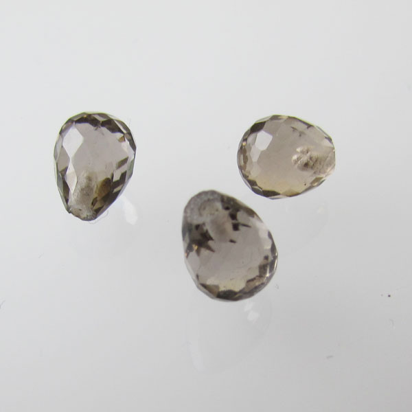 Halfdrilled ROOKKWARTS kraal, drop, 6 x 8 mm, gefacetteerd, per stuk