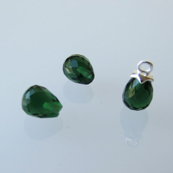 Halfdrilled GROENE TOERMALIJN kraal, drop, 6 x 8 mm, gefacetteerd, per stuk