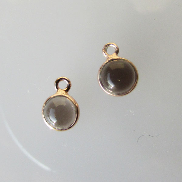 Roze gouden bedeltje, 6 mm, ROOKKWARTS, per stuk