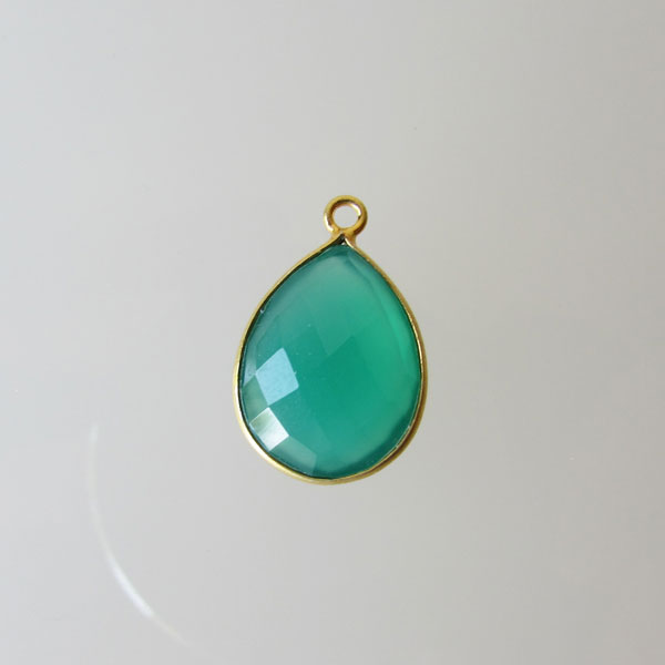 22 K Goud Vermeil hanger van GROENE ONYX, gefacetteerd, 13 x 19 mm, verpakt per stuk
