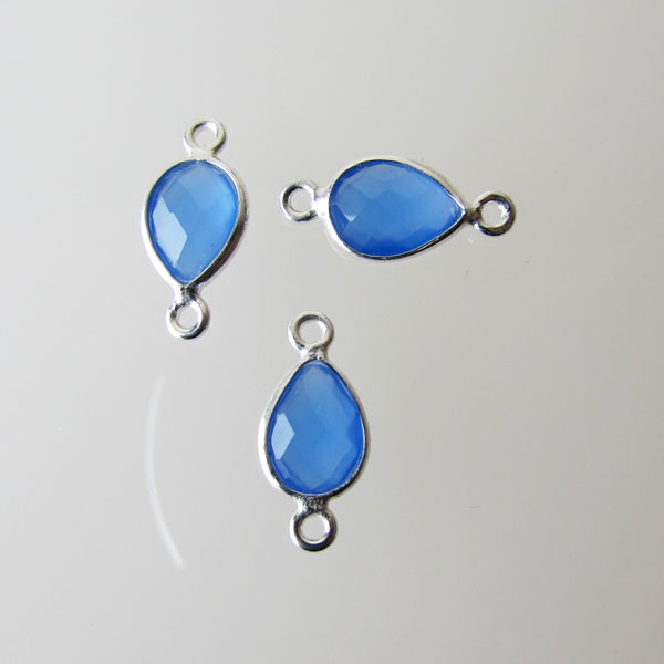 Sterling zilveren (925) tussenstuk, DONKERBLAUWE CHALCEDOON, 15 x 7 mm, per stuk