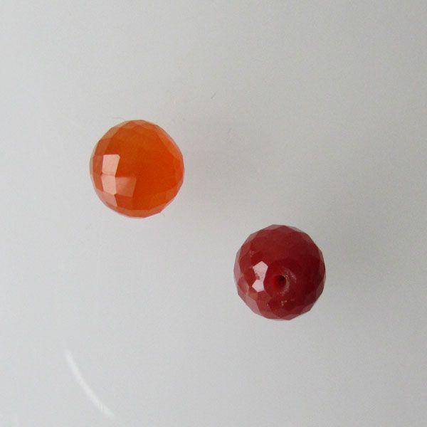 Halfdrilled CARNEOOL kraal, rond, 10 mm, gefacetteerd, per stuk